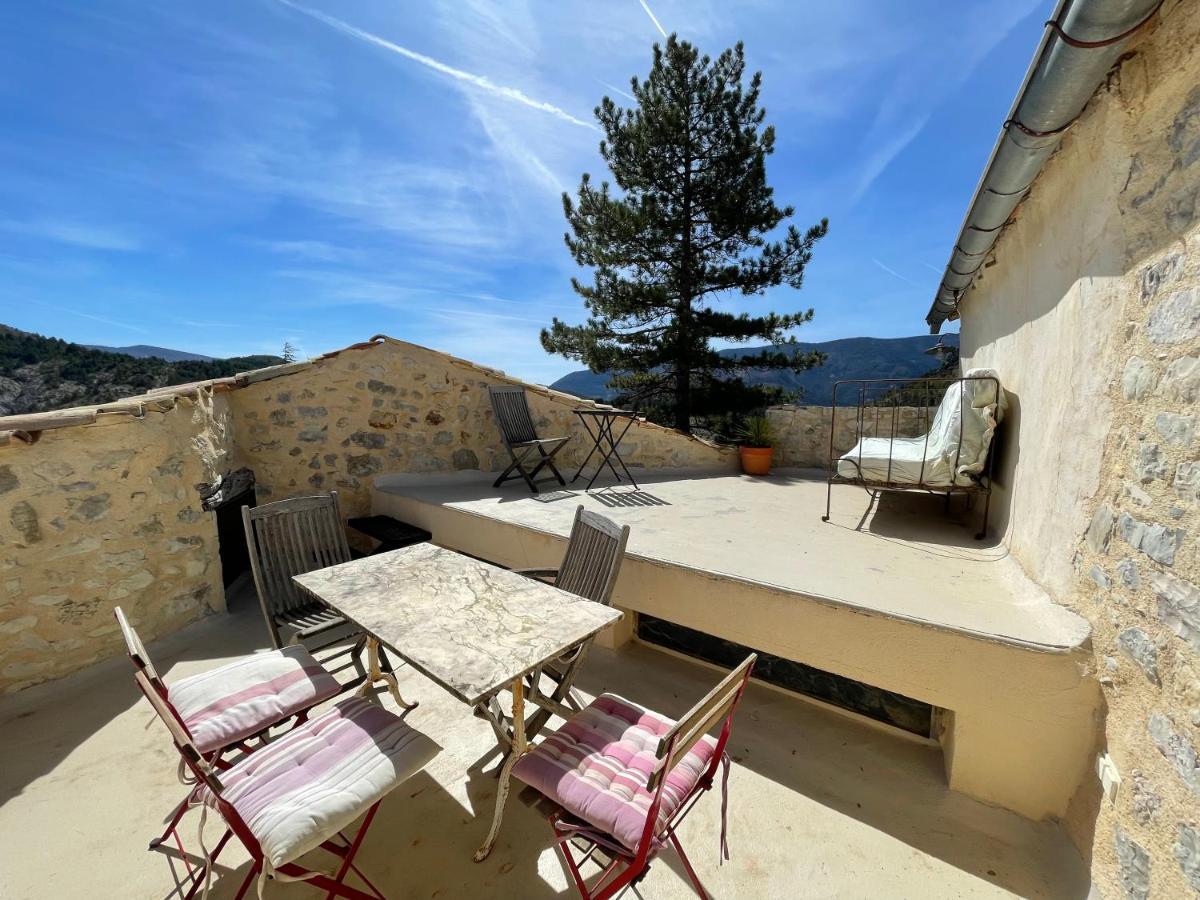 La Maison De Vergol Montbrun-les-Bains Buitenkant foto