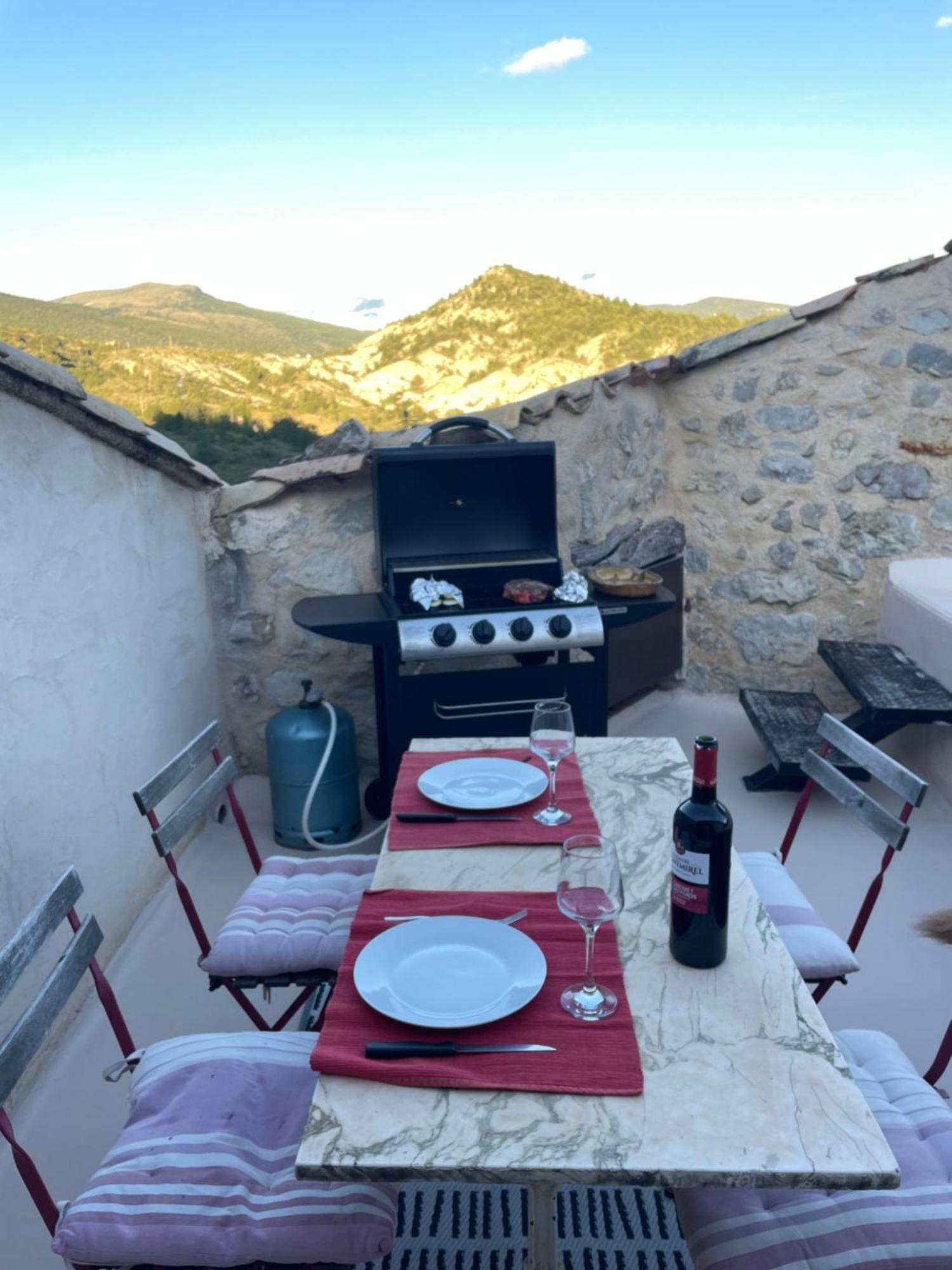 La Maison De Vergol Montbrun-les-Bains Buitenkant foto